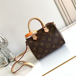 Louis Vuitton Monogram Speedy Bandoulière Satchel - Brown & Tan